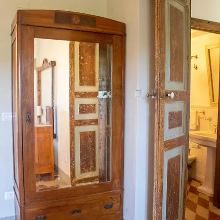 Palazzo Del Diplomatico Vakantiehuis *