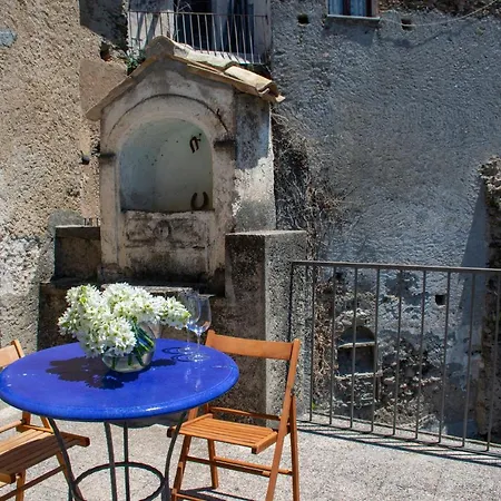 Palazzo Del Diplomatico * Belmonte Calabro