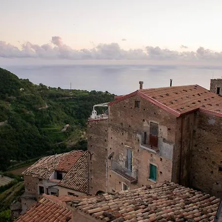 Palazzo Del Diplomatico Nyaraló