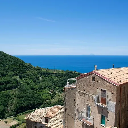 Palazzo Del Diplomatico Belmonte Calabro