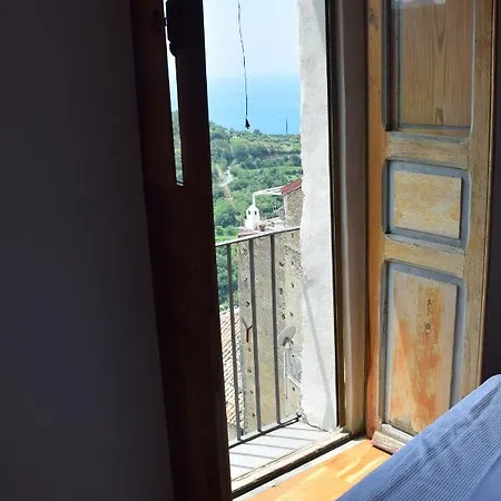 Сasa de vacaciones Palazzo Del Diplomatico Belmonte Calabro