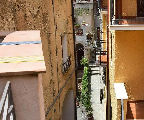 Palazzo Del Diplomatico *