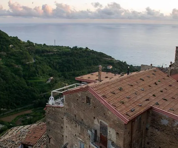 Palazzo Del Diplomatico *