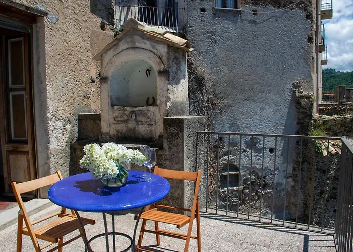 Palazzo Del Diplomatico * Belmonte Calabro